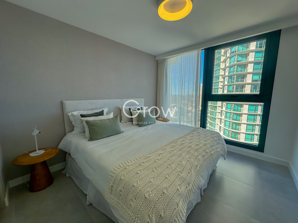 Apartamento ID.2327 - Venetian. Exclusivo apartamento frente al Mar en Playa Mansa!