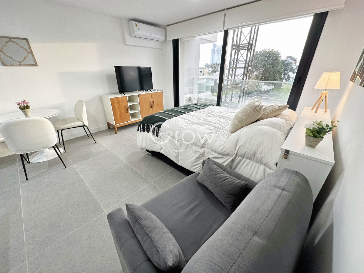 Apartamento ID.674 - View Punta del Este monoambiente en alquiler - Temporario e Invernal