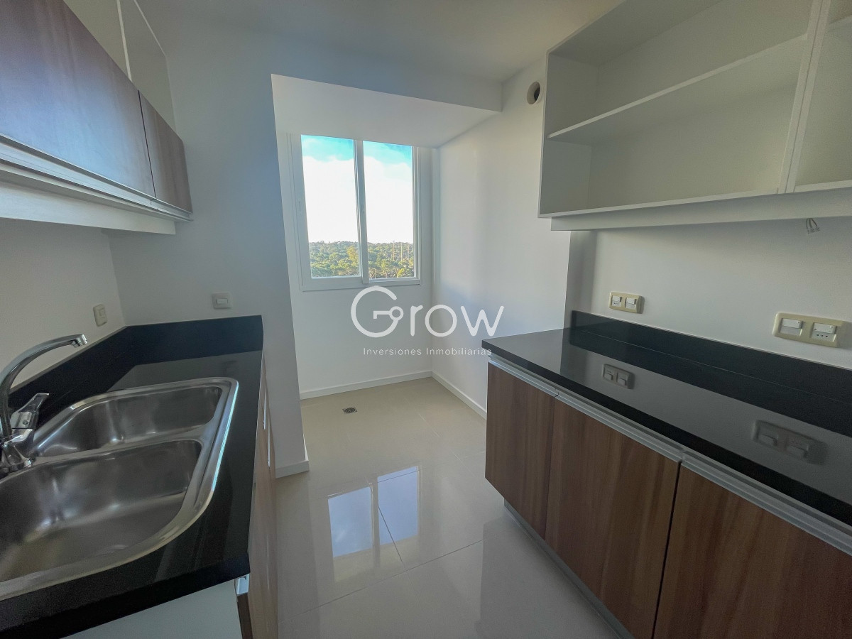 Apartamento ID.1833 - Piso alto en exclusiva Torre de Punta del Este.