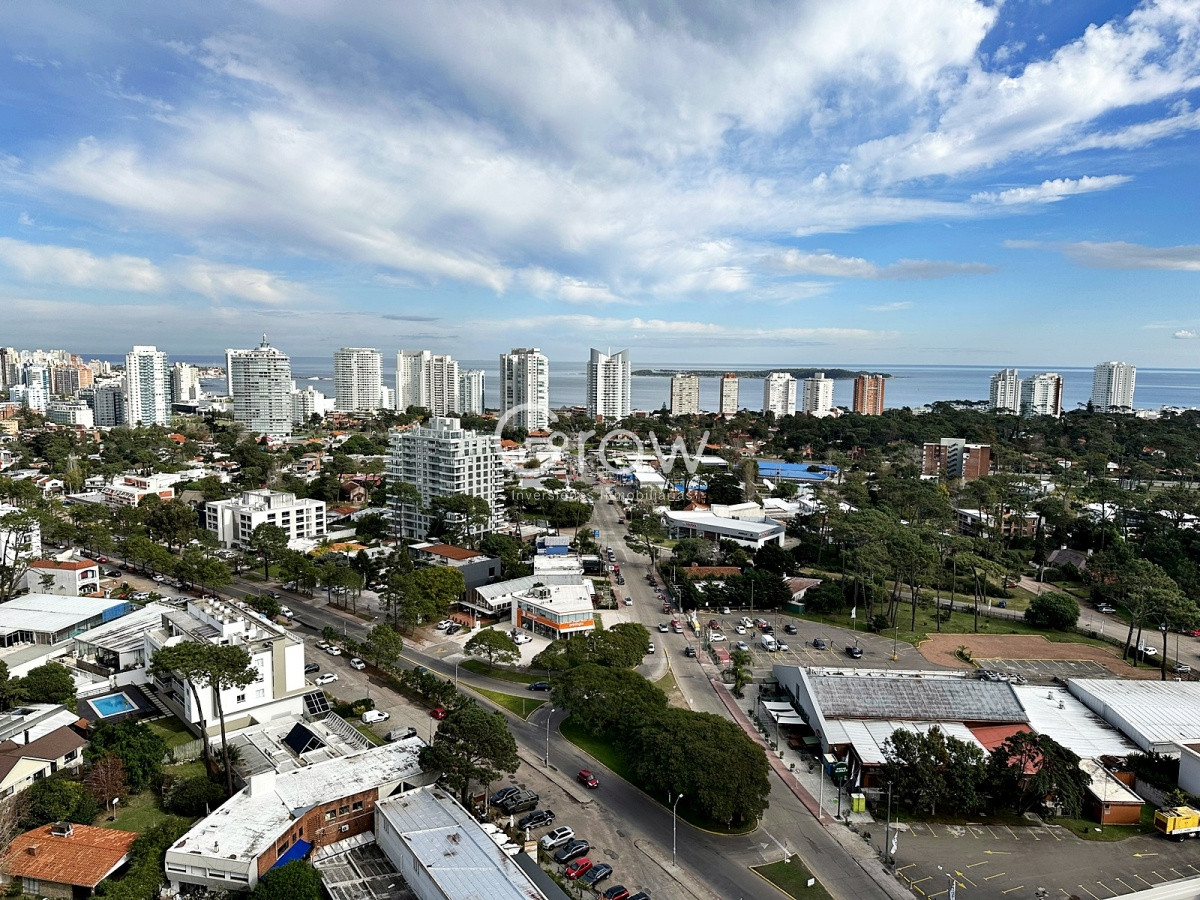 Apartamento ID.505 - Punta del Este, a pasos de todo con amplios servicios.