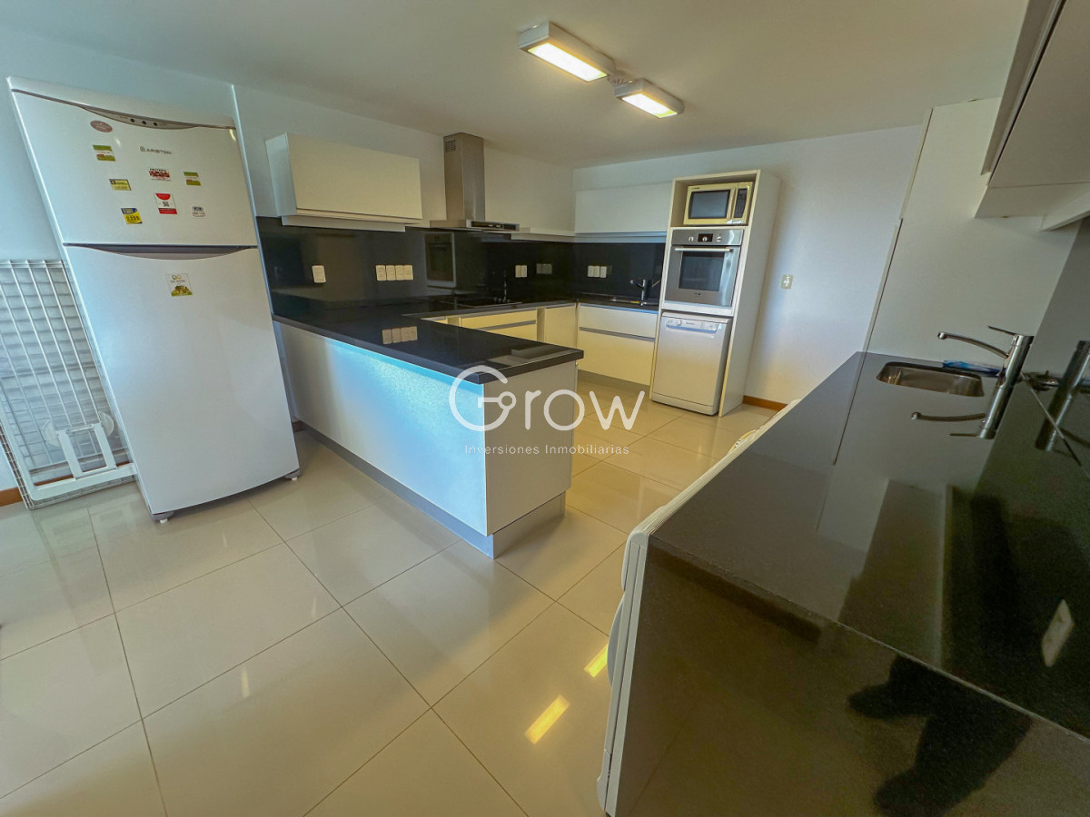 Apartamento ID.3254 - TIBURON III -Temporada 2025 y 2026. Categoría frente al mar