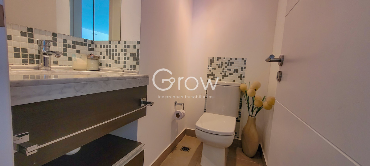 Apartamento ID.2651 - Piso alto frente al mar!