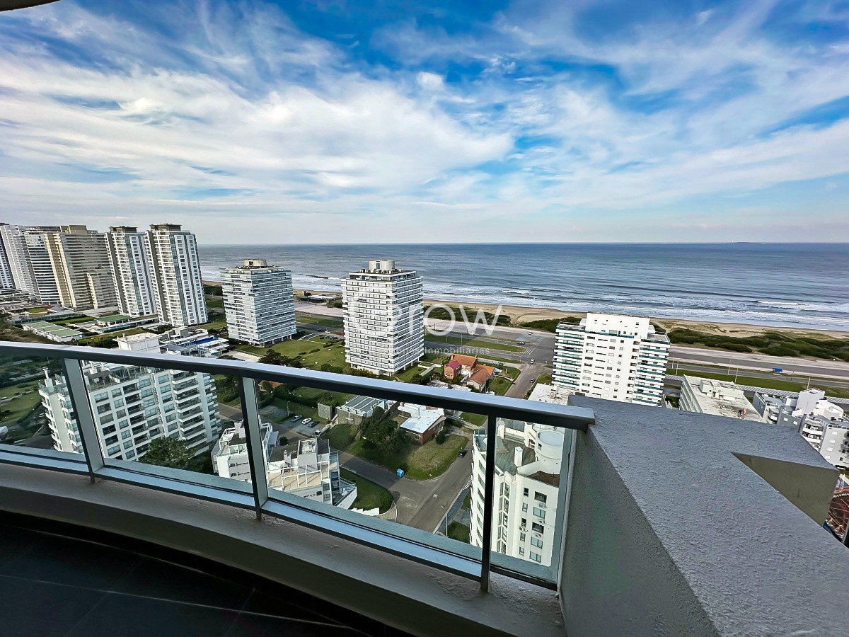 Apartamento ID.1218 - Wind Tower. Apartamento a pasos de Playa Brava