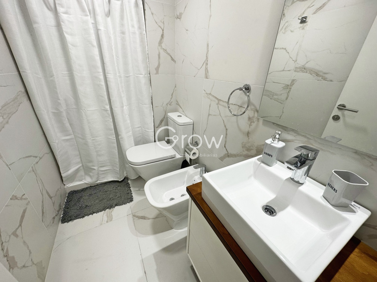 Apartamento ID.674 - View Punta del Este monoambiente en alquiler - Temporario e Invernal