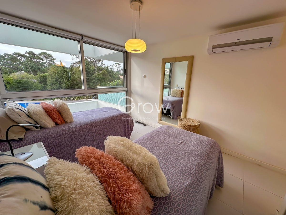 Apartamento ID.1795 - Exclusivo departamento en primera línea de Playa Mansa
