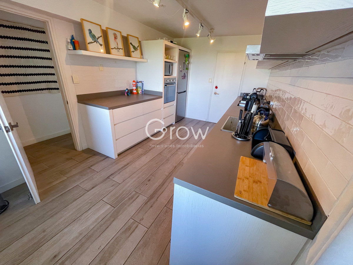 Apartamento ID.2436 - Exclusivo Penthouse duplex, cerca de todo, Av Roosevelt, Punta del Este!