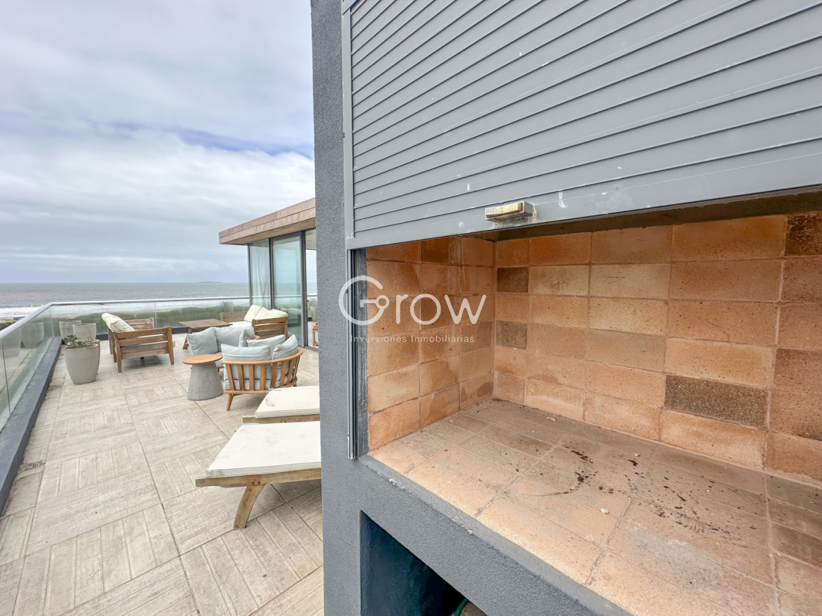 Apartamento ID.3570 - Exclusivo Penthouse en primera línea de Playa Brava