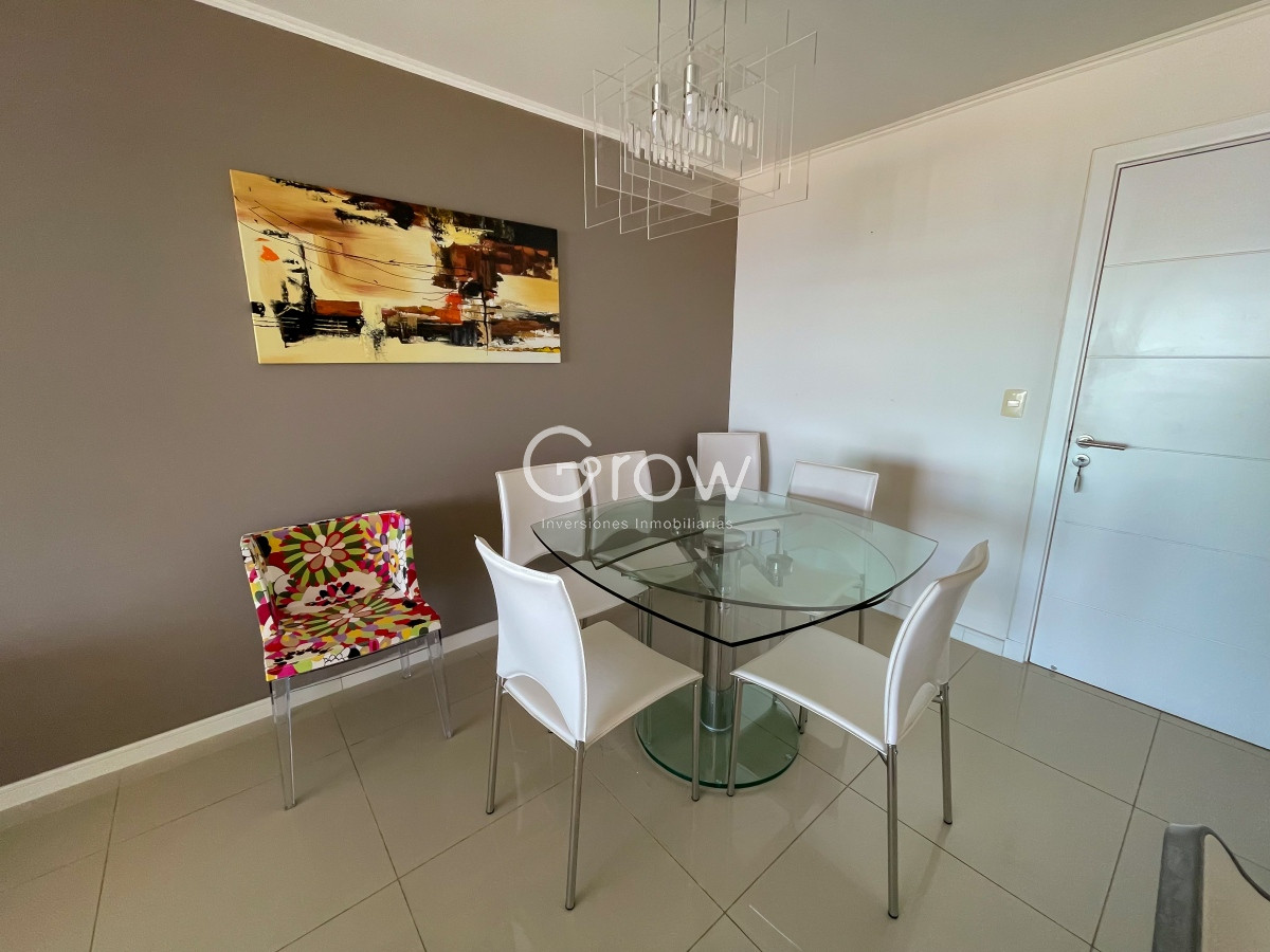 Apartamento ID.1438 - Piso alto con hermosa vista a Playa Brava!