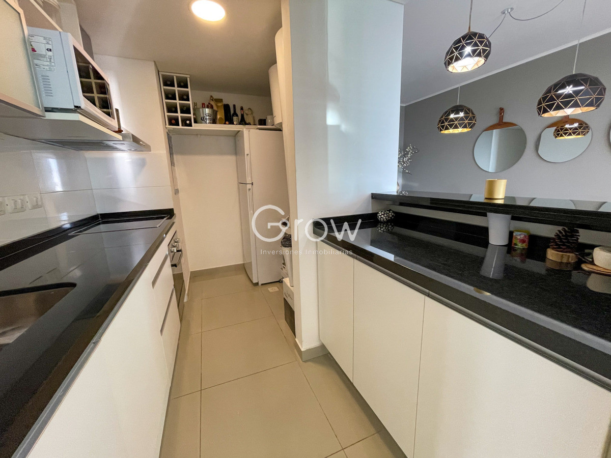 Apartamento ID.3186 - Piso alto con vistas panoramicas a la ciudad, el mar y el atardecer!