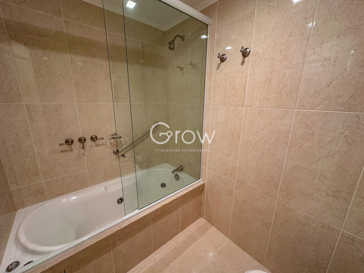 Apartamento ID.3017 - Exclusivo departamento en Torre de categoría en Playa Mansa!