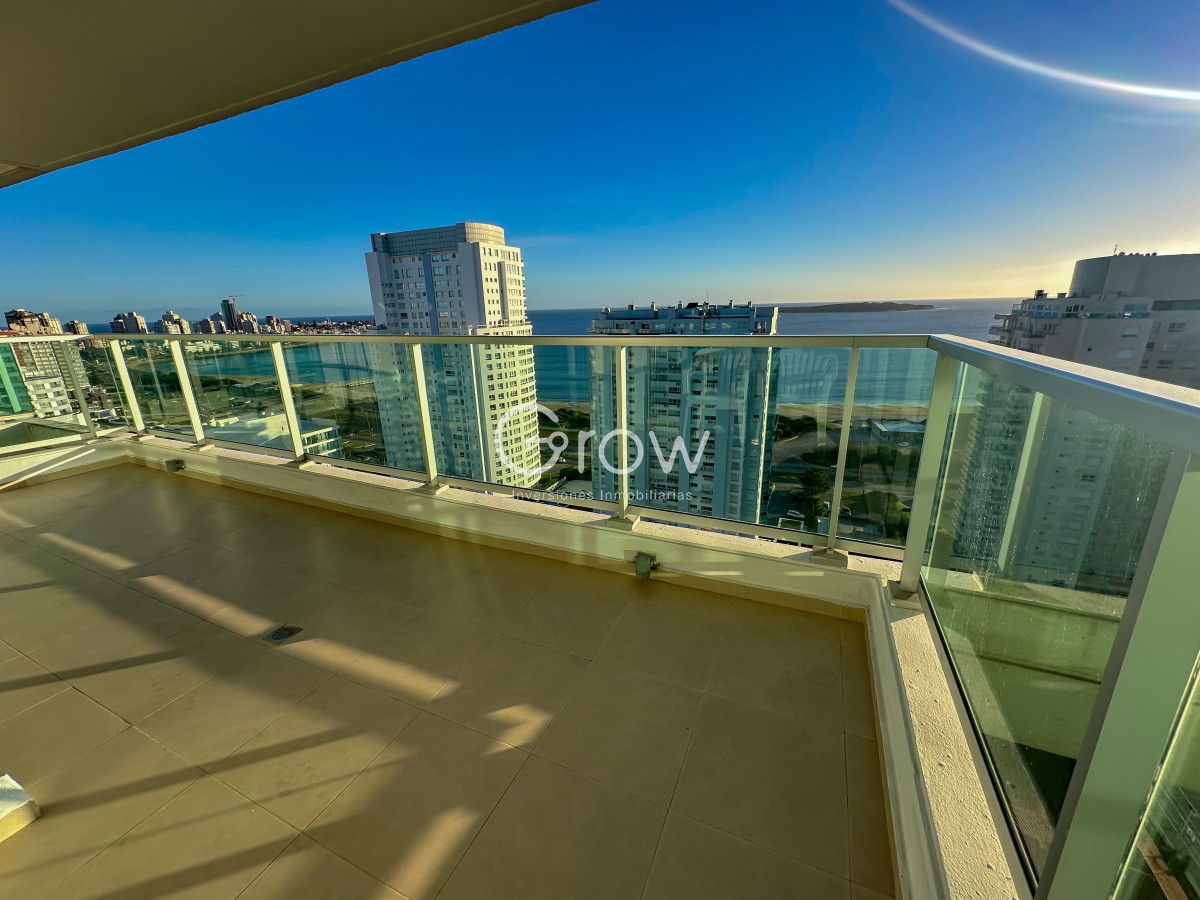 Apartamento ID.2828 - Exclusivo piso alto en Playa Mansa!