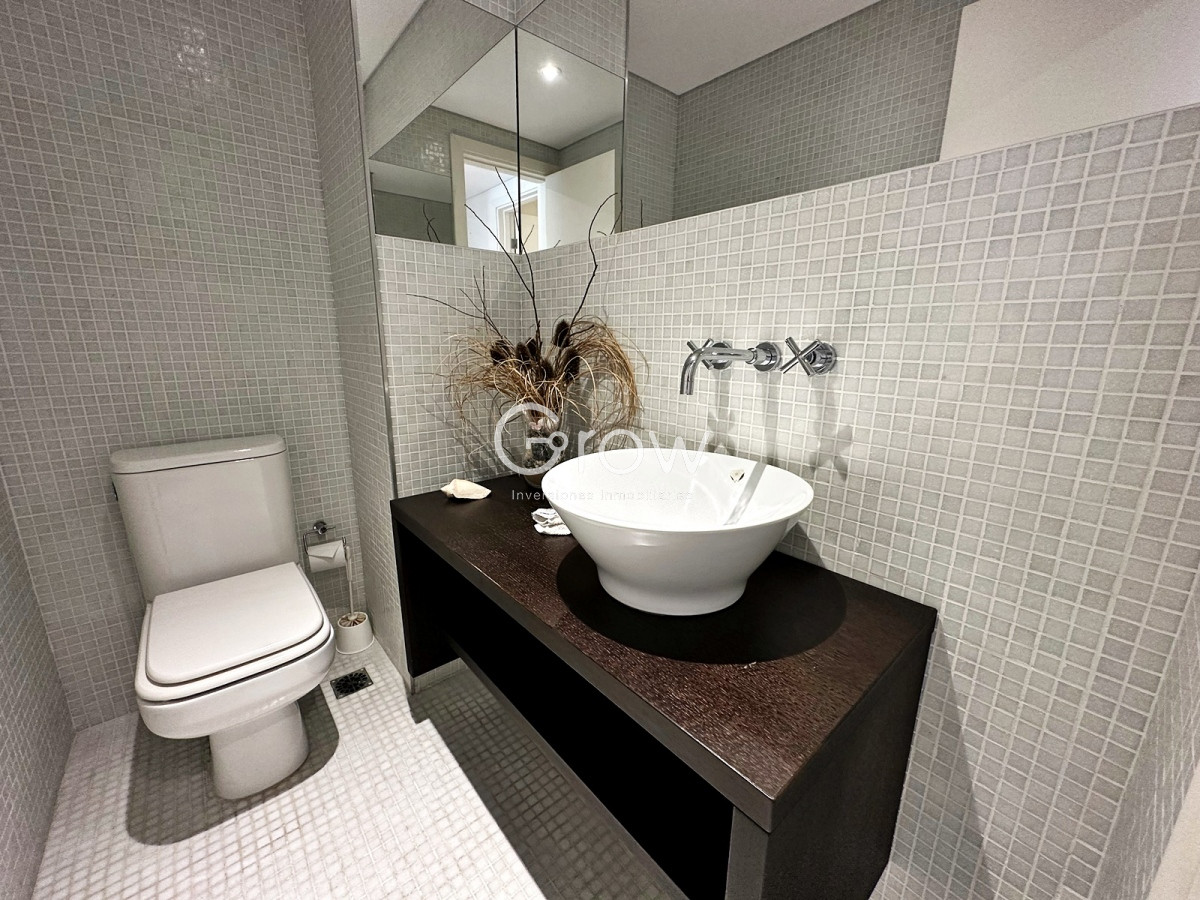 Apartamento ID.859 - Categoría en primera linea de Playa Brava
