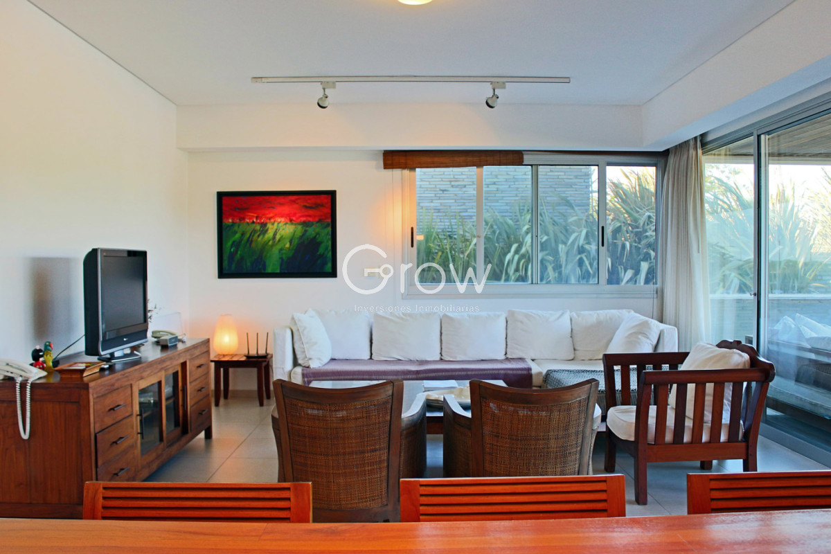 Apartamento ID.3429 - Excelente departamento frente al mar en Brava 28