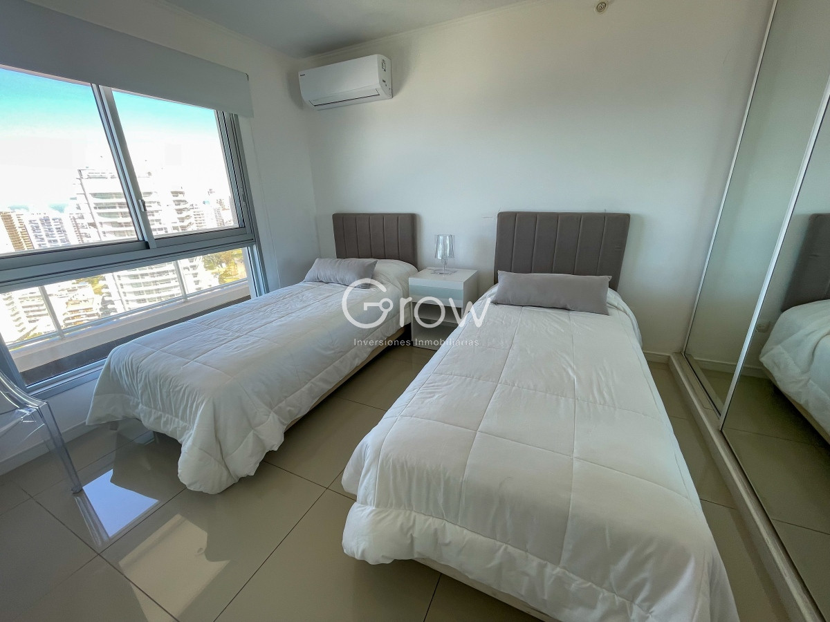 Apartamento ID.1438 - Piso alto con hermosa vista a Playa Brava!