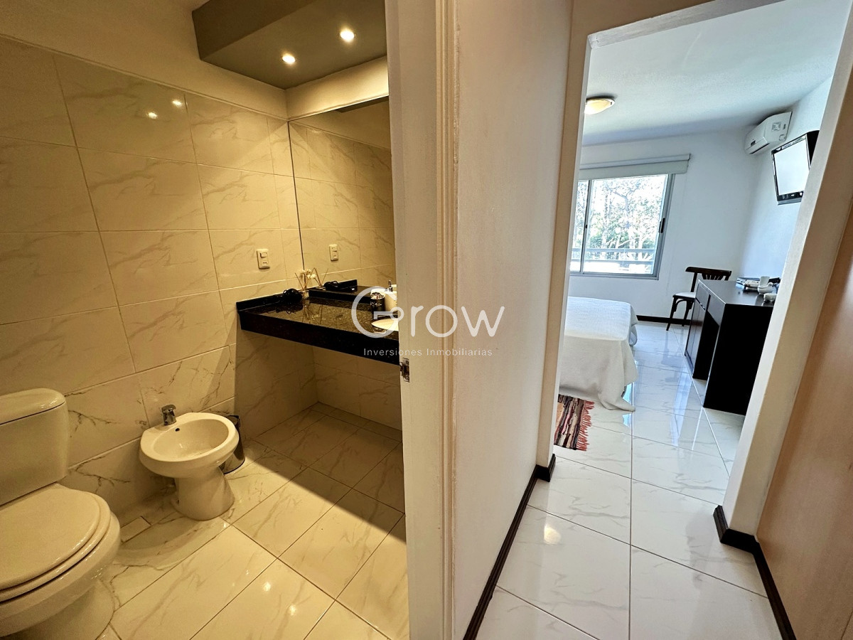 Apartamento ID.966 - PLaya Mansa frente al mar edificio Tauro