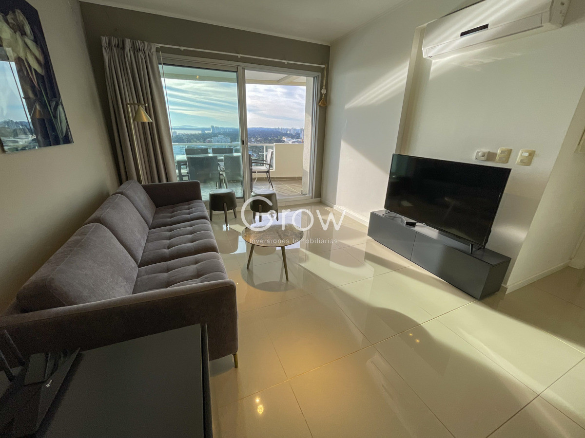 Apartamento ID.3186 - Piso alto con vistas panoramicas a la ciudad, el mar y el atardecer!