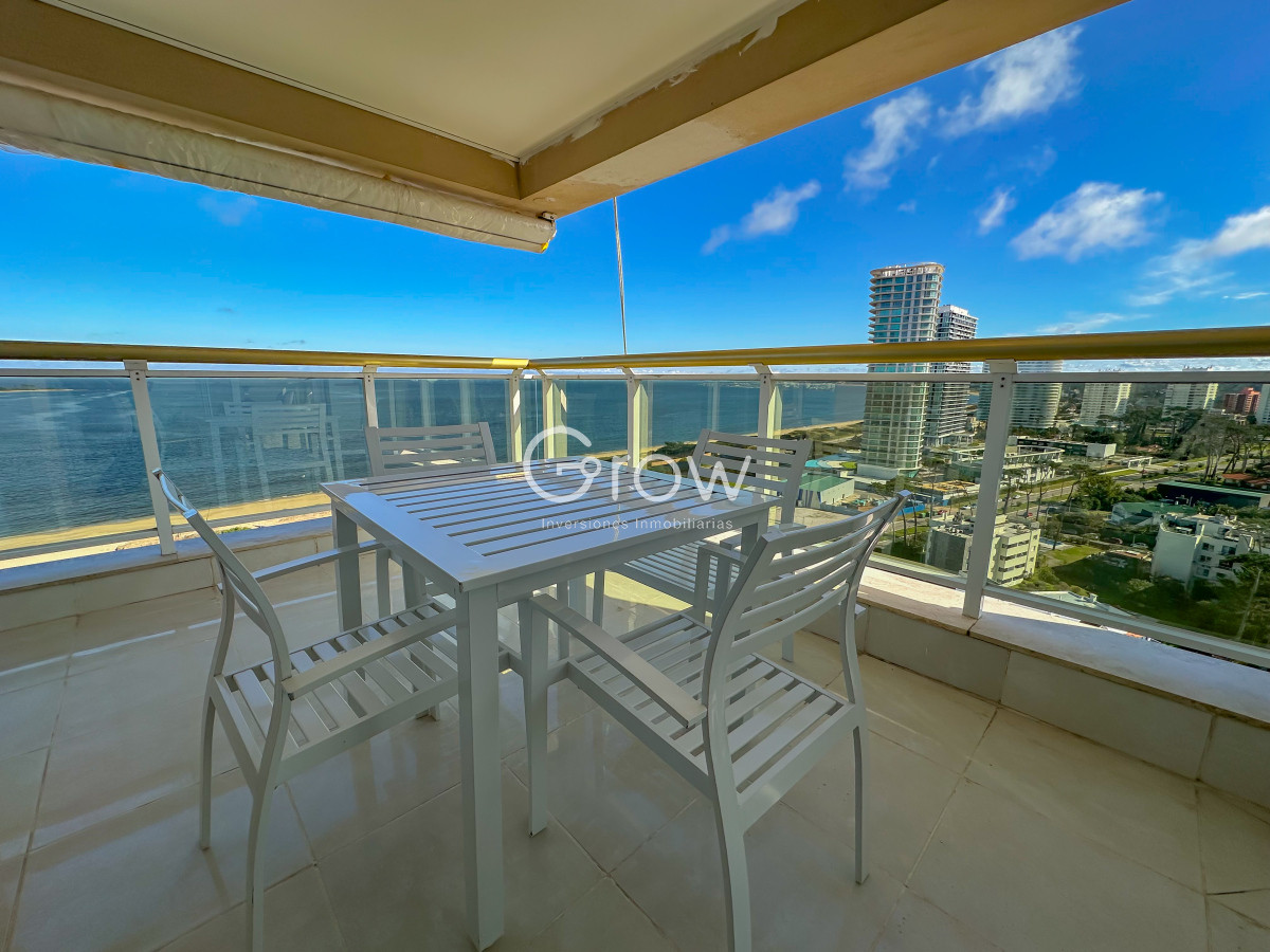 Apartamento ID.3017 - Exclusivo departamento en Torre de categoría en Playa Mansa!