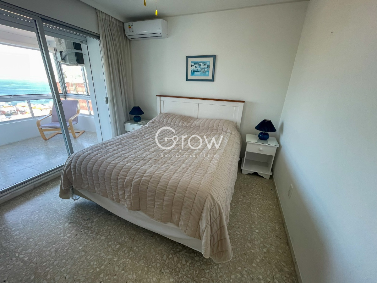 Apartamento ID.2042 - Piso alto en Península con vista a Playa Brava y Mansa!
