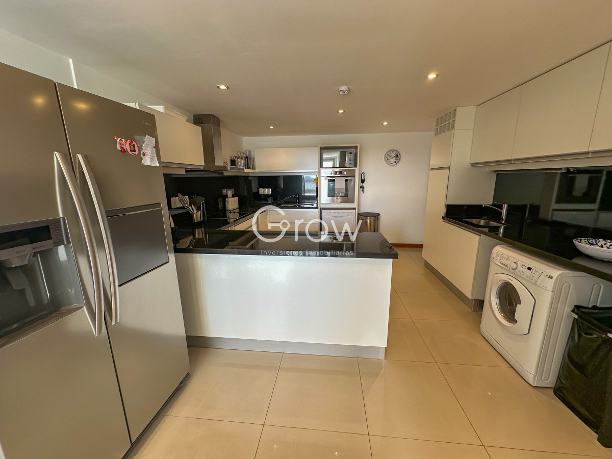Apartamento ID.1664 - TIBURON III - categoría frente al mar 
