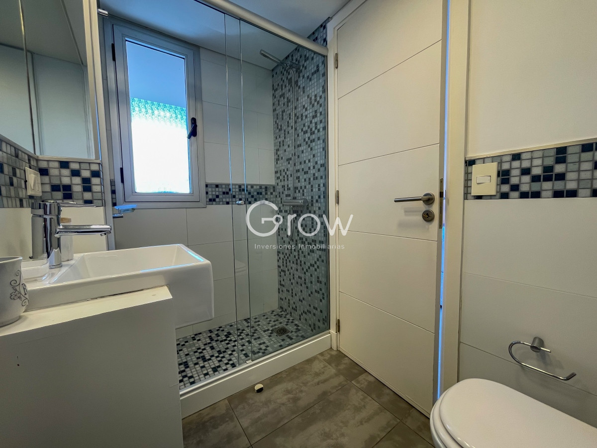 Apartamento ID.1904 - Arenas del Mar II - 2 dormitorios y medio con 2 baños en alquiler