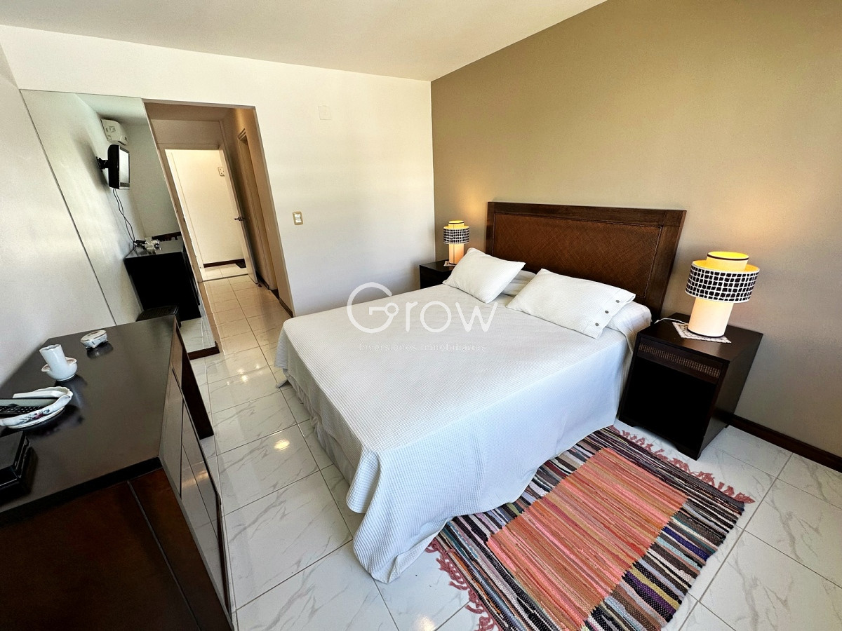Apartamento ID.966 - PLaya Mansa frente al mar edificio Tauro