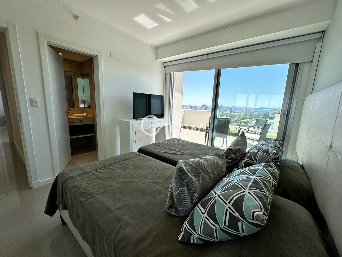 Apartamento ID.3272 - Exclusivo Penthouse en Torre Wind Tower. 