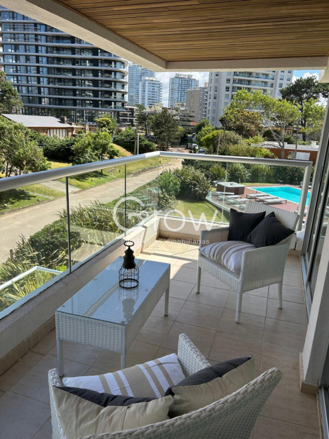 Apartamento ID.464 - Icon Brava en oportunidad! Punta del Este a pasos del Mar