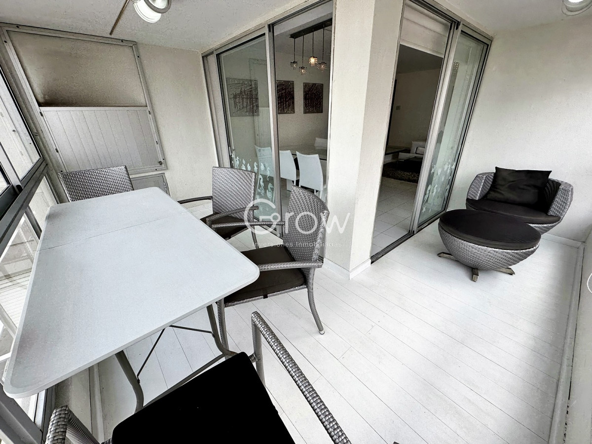 Apartamento ID.749 - Punta del Este Playa Brava. Vista al Mar.