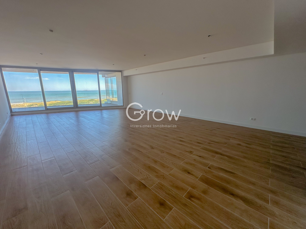 Apartamento ID.2348 - Apartamento en exclusiva Torre de Punta del Este!