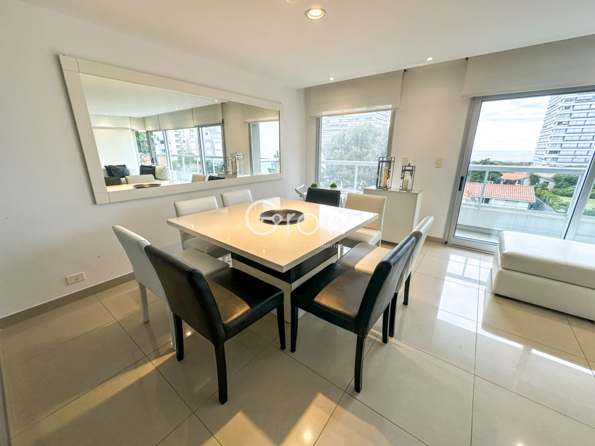 Apartamento ID.2175 - Excluso departamento semi piso en Playa Brava, Punta del Este!