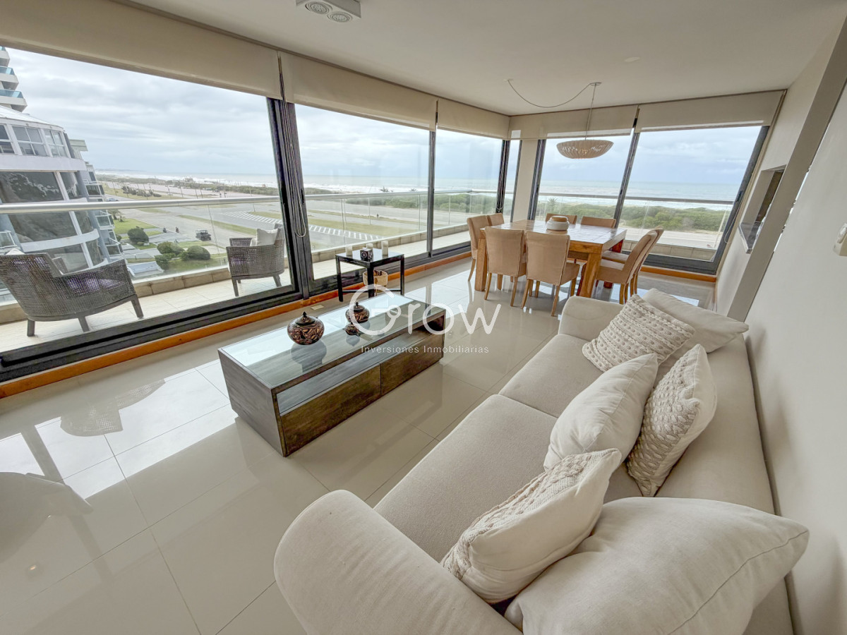 Apartamento ID.3570 - Exclusivo Penthouse en primera línea de Playa Brava