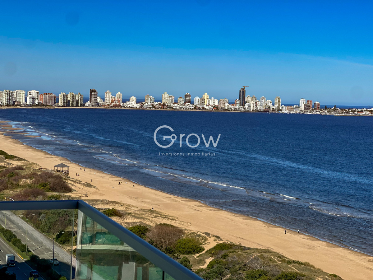 Apartamento ID.2327 - Venetian. Exclusivo apartamento frente al Mar en Playa Mansa!