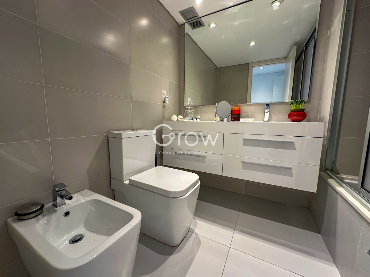 Apartamento ID.1795 - Exclusivo departamento en primera línea de Playa Mansa