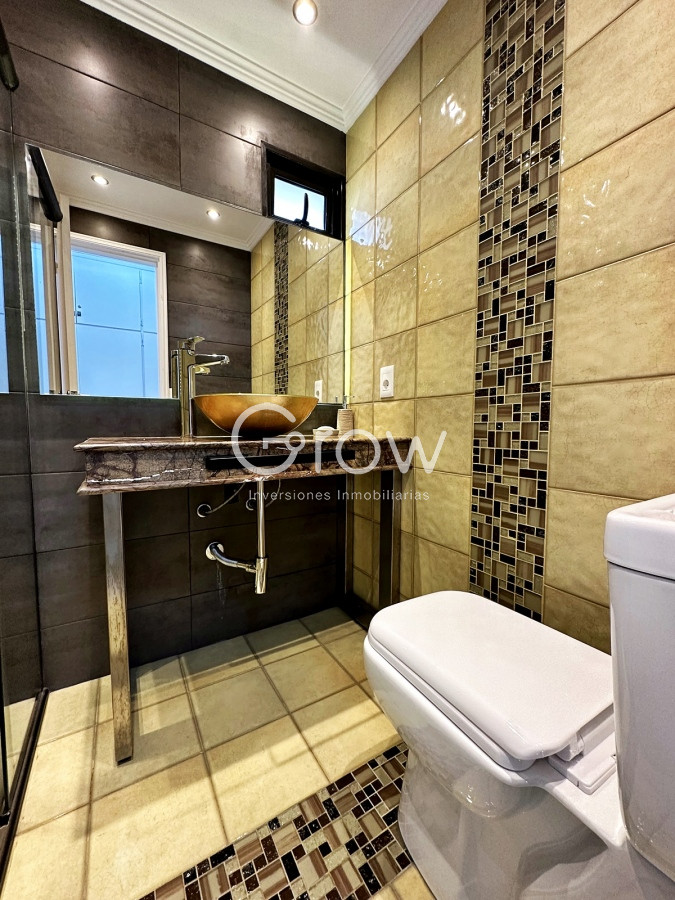 Apartamento ID.718 - Piso alto con hermosa vista a playa Mansa! 