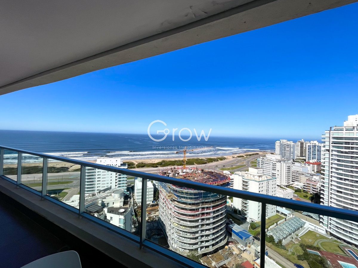 Apartamento ID.1438 - Piso alto con hermosa vista a Playa Brava!