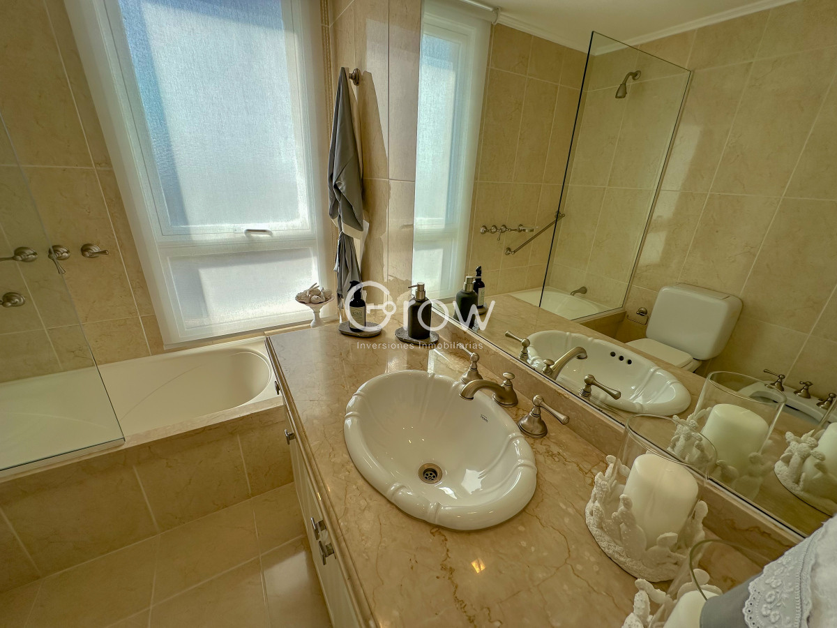 Apartamento ID.3017 - Exclusivo departamento en Torre de categoría en Playa Mansa!