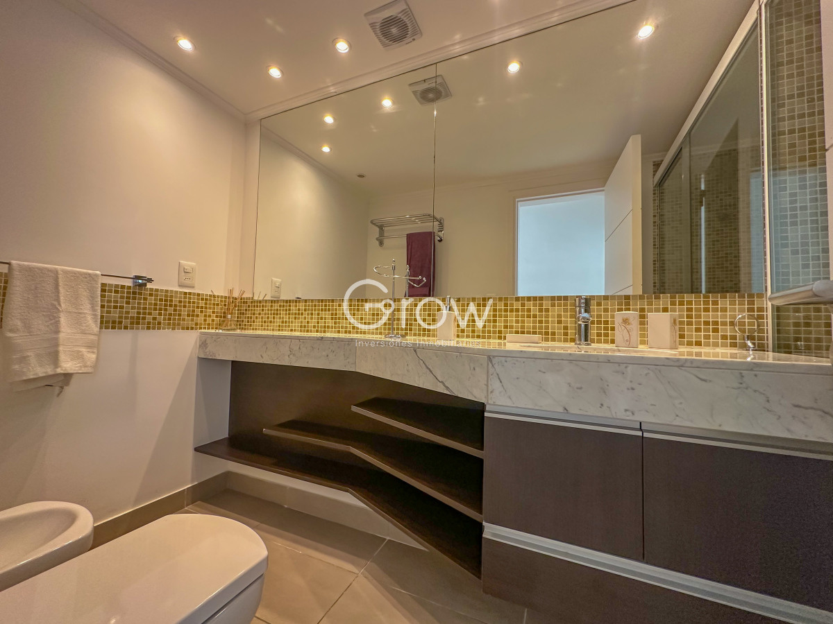 Apartamento ID.1402 - Icon Brava en venta de 2 dormitorios y medio 