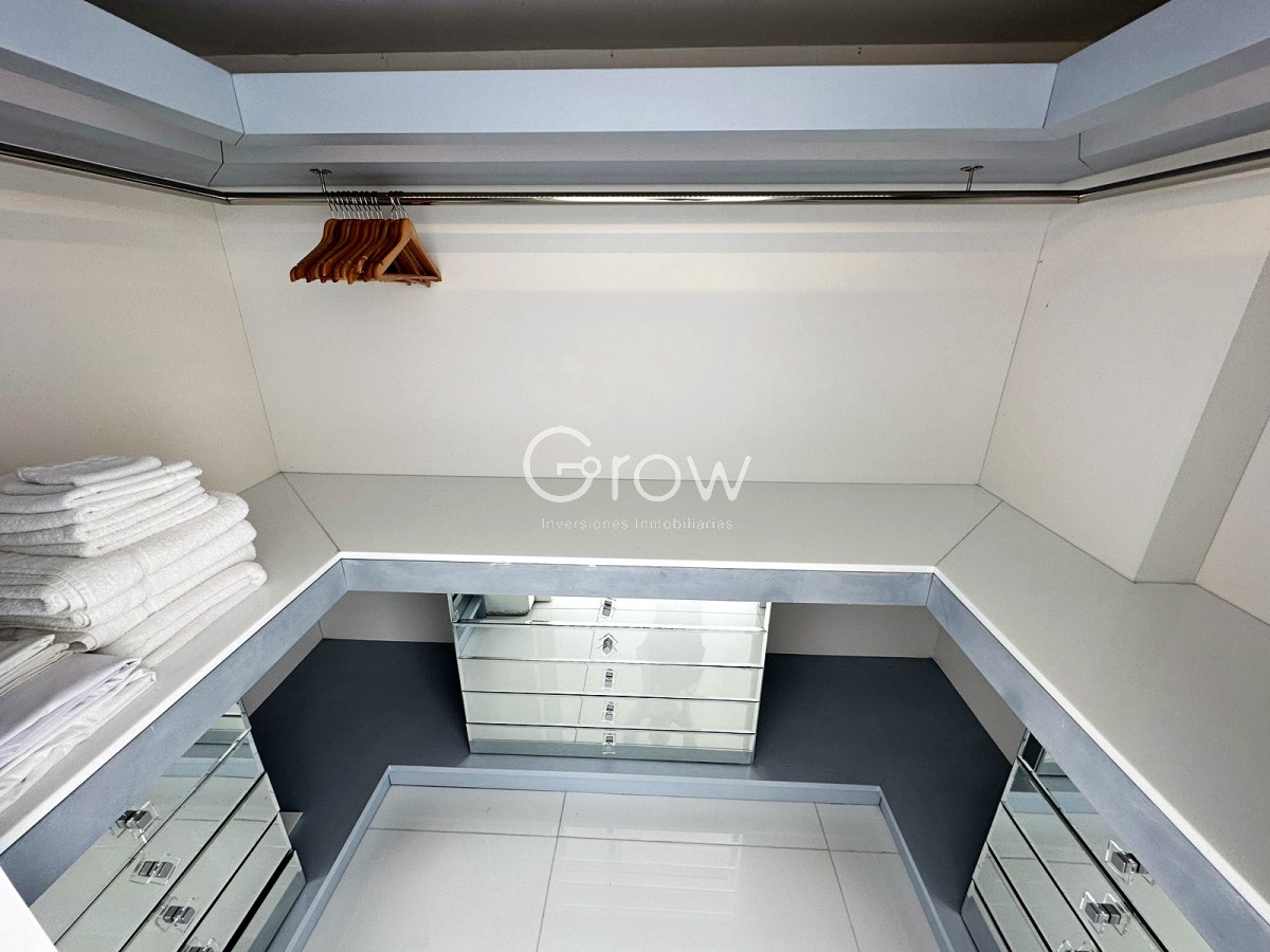 Apartamento ID.849 - Pent House en primera linea de Playa Brava. Punta del Este