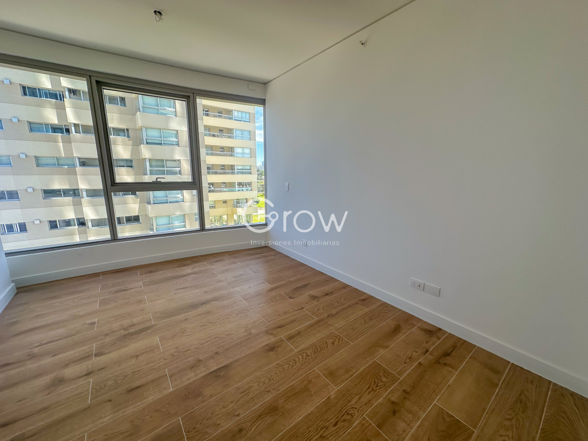 Apartamento ID.2348 - Apartamento en exclusiva Torre de Punta del Este!