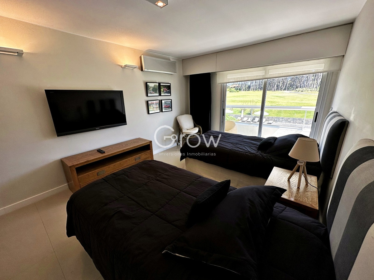 Apartamento ID.192 - Amplitud y categoría en primera linea de Playa Brava