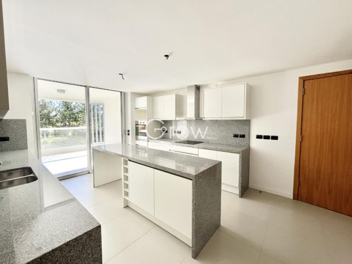 Apartamento ID.3688 - Edificio Tiburón Terrazas Océano - Planta baja con piscina propia a estrenar 