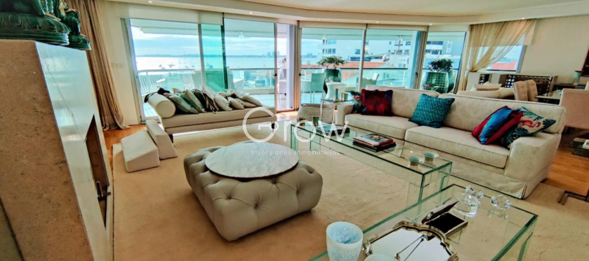 Apartamento ID.2119 - Espectacular Departamento en el Puerto de Punta del Este