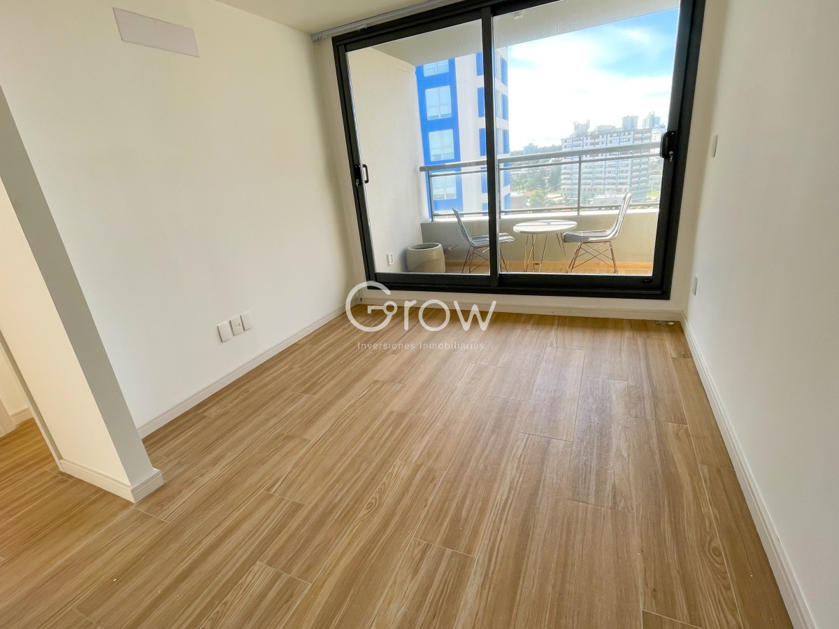 Apartamento ID.1735 - Apartamento a estrenar en piso alto, Playa Brava!