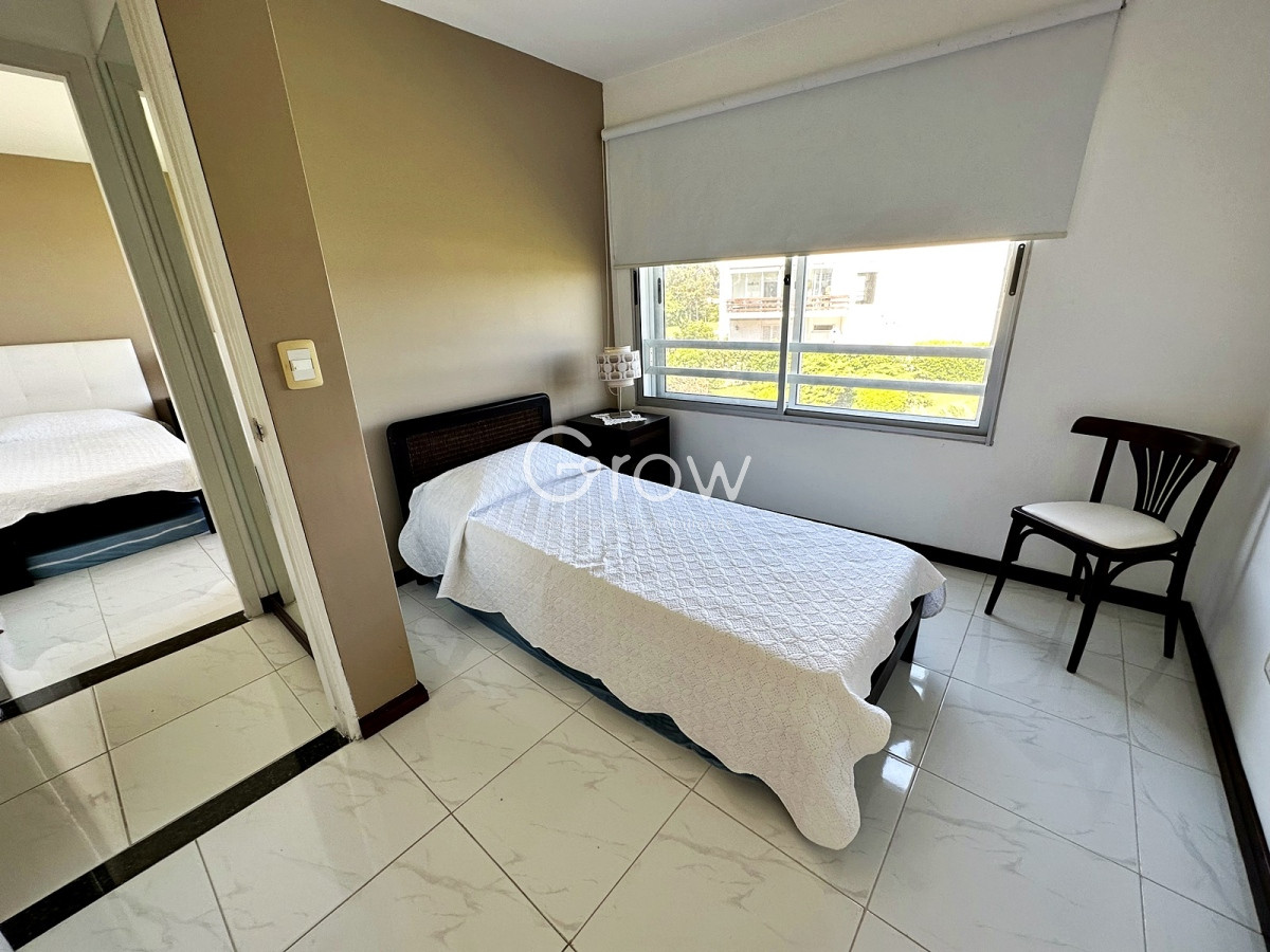 Apartamento ID.966 - PLaya Mansa frente al mar edificio Tauro