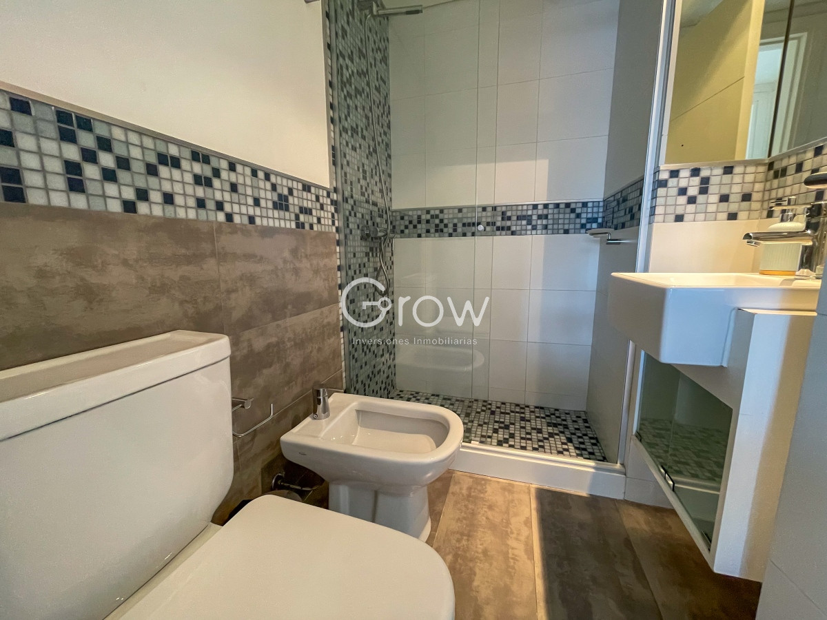 Apartamento ID.1904 - Arenas del Mar II - 2 dormitorios y medio con 2 baños en alquiler