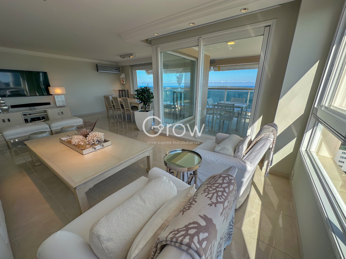 Apartamento ID.3017 - Exclusivo departamento en Torre de categoría en Playa Mansa!