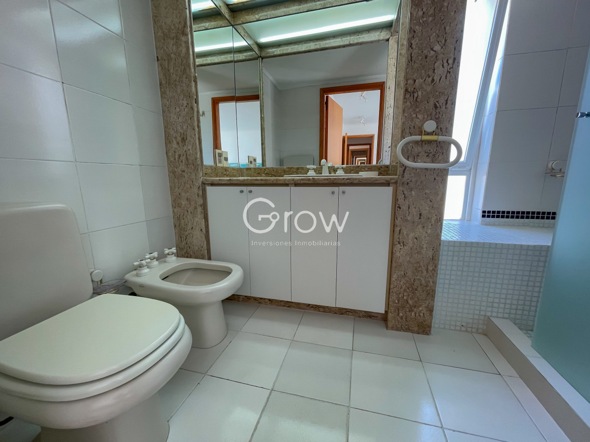 Apartamento ID.2285 - Exclusivo apartamento en Playa Brava!