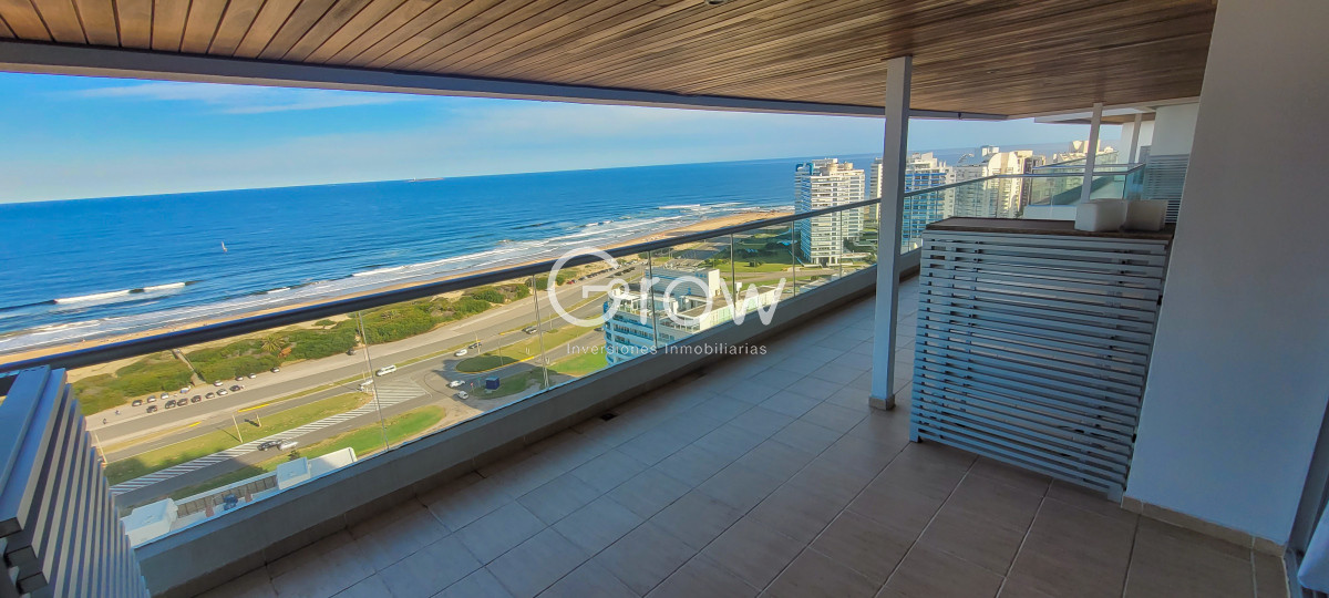 Apartamento ID.2651 - Piso alto frente al mar!