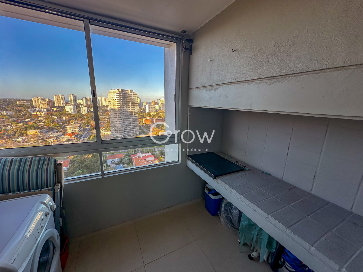 Apartamento ID.2828 - Exclusivo piso alto en Playa Mansa!