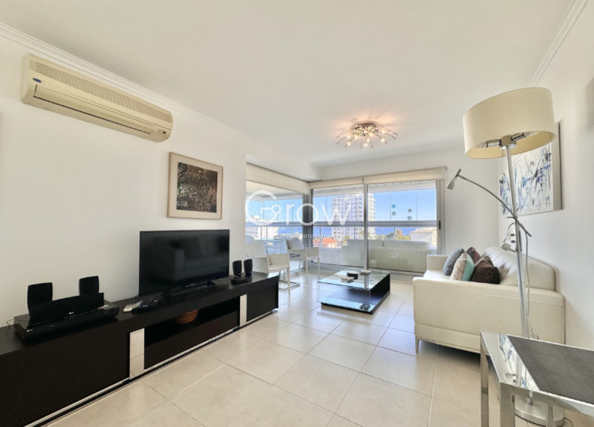 Apartamento ID.3248 - Con vistas a playa mansa y a metros del mar 
